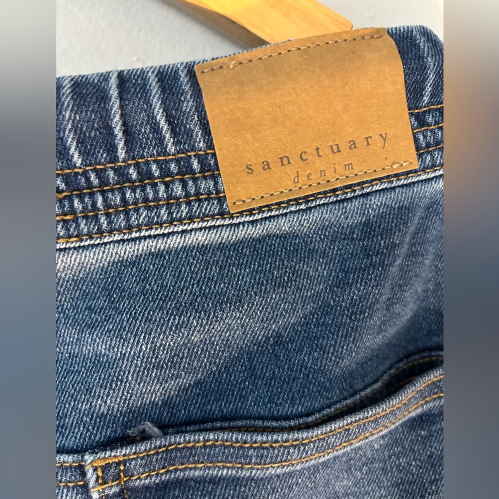 NWT Sanctuary High Rise Light Barrel Jeans - Picture 7 of 12
